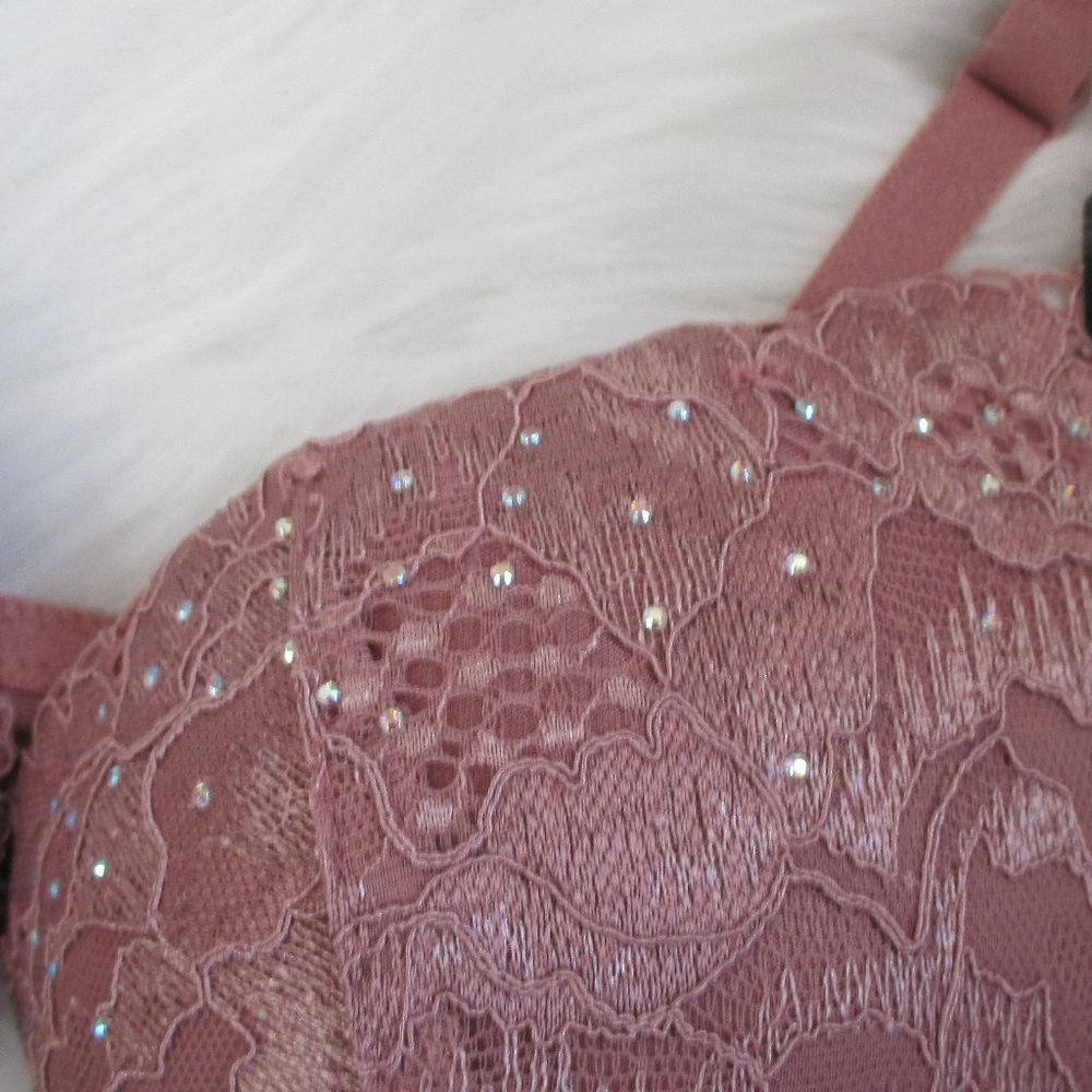 Parisian Intimates Underwire Plunge Lace Bra 32D - Picture 4 of 6